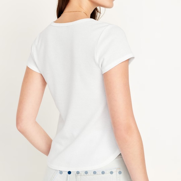 NWT OLD NAVY Short-Sleeve Waffle-Knit Henley Top Color: White Lilies Product - Picture 3 of 9